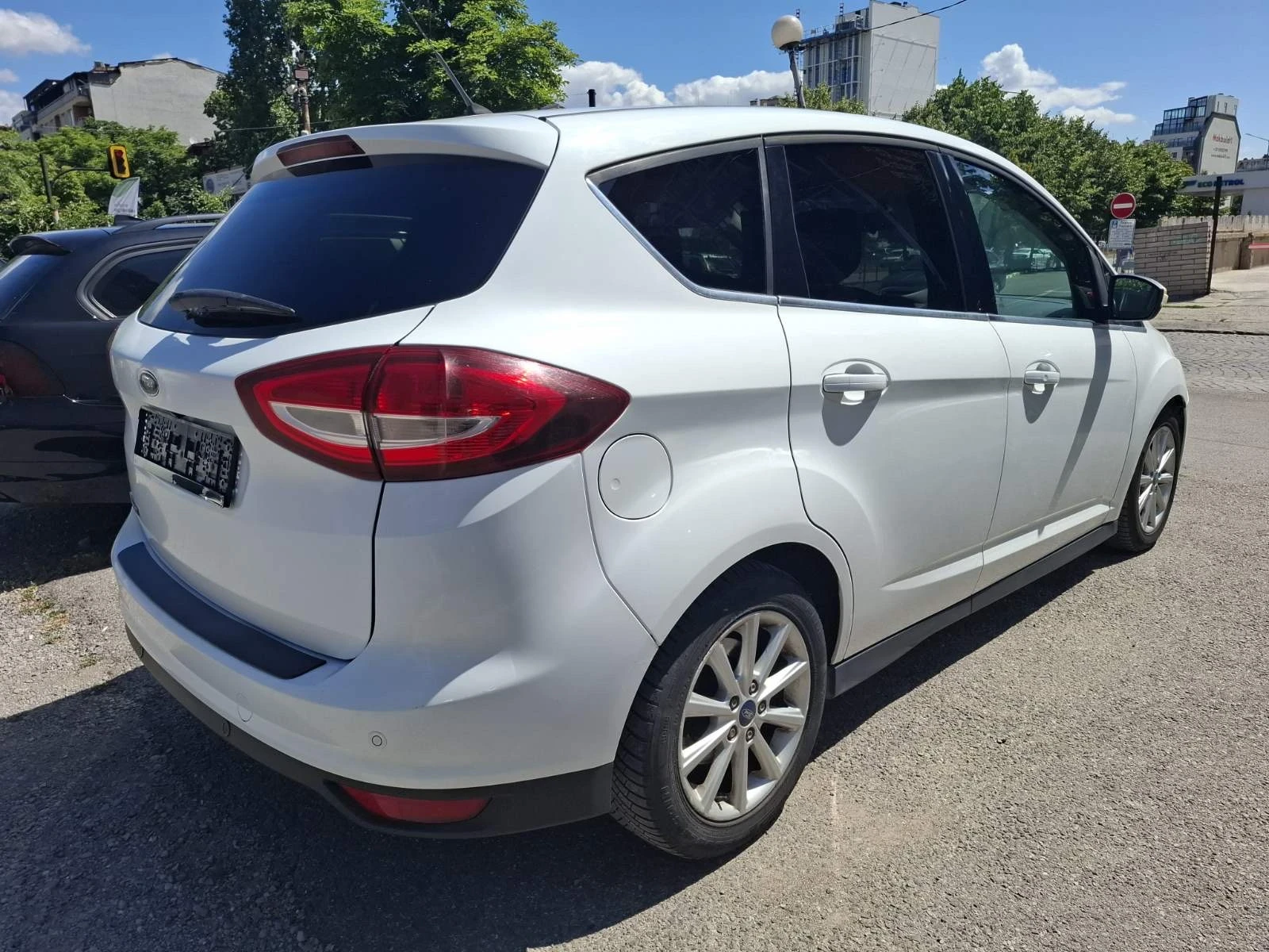 Ford C-max 1.5/ 6 скорости/ навигация , снимка 4 - Автомобили и джипове - 55230337