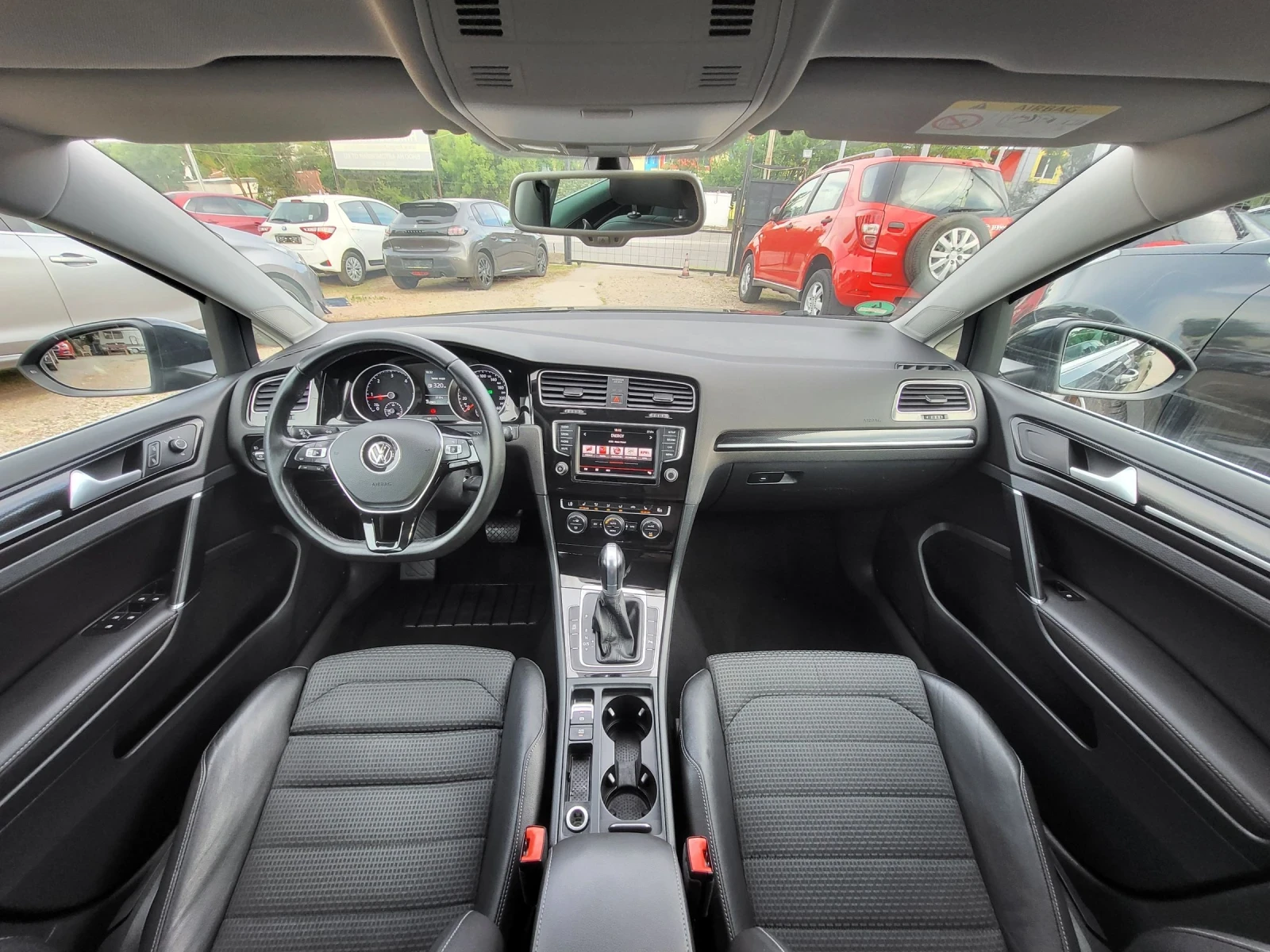 VW Golf 7 / 2.0 DSG - 150 к.с URANOGREY., снимка 12 - Автомобили и джипове - 55309375