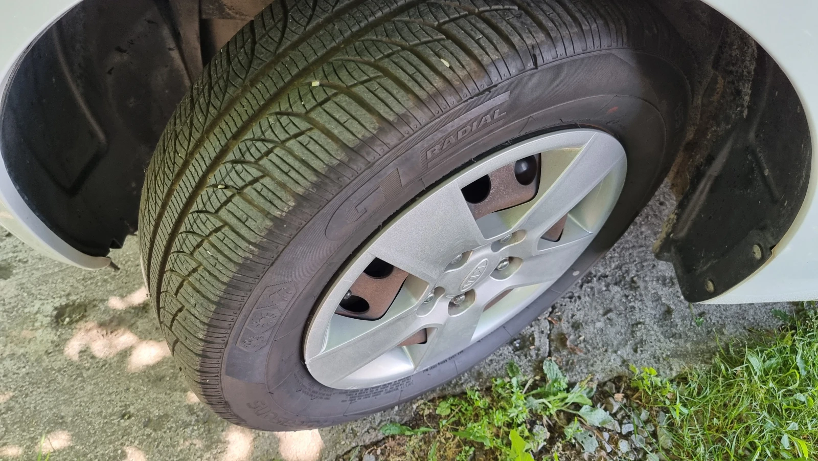Kia Venga 1.4i GAS Euro 5B, снимка 14 - Автомобили и джипове - 55351616