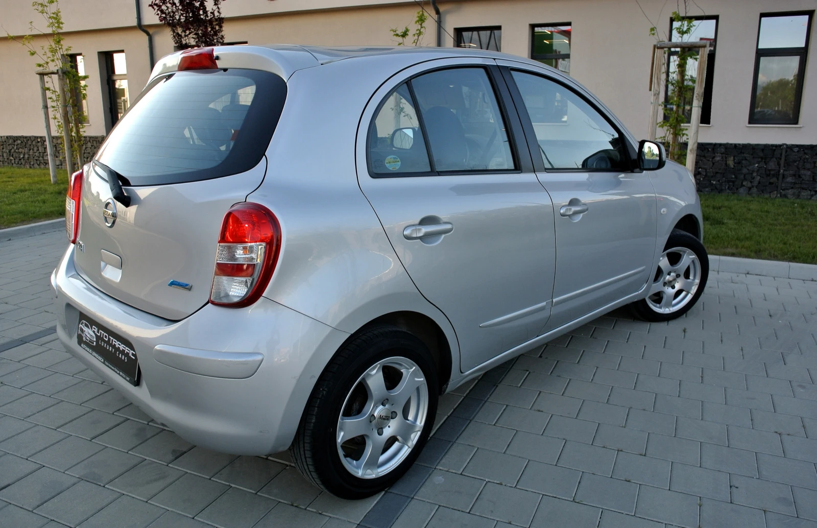 Nissan Micra 1.2i* РЕГИСТРИРАН* КЛИМАТРОНИК* АВТОПИЛОТ* ЕВРО 5, снимка 7 - Автомобили и джипове - 55968302