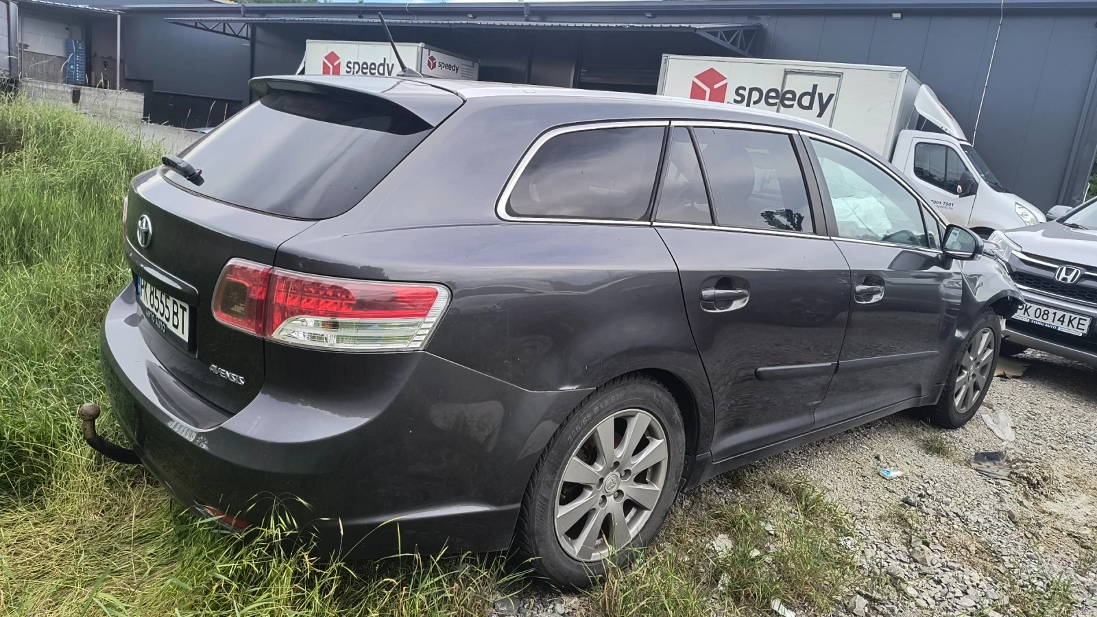 Toyota Avensis, снимка 6 - Автомобили и джипове - 56005841