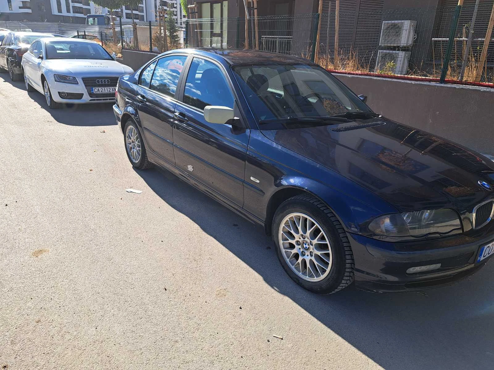 BMW 318, снимка 7 - Автомобили и джипове - 56075701