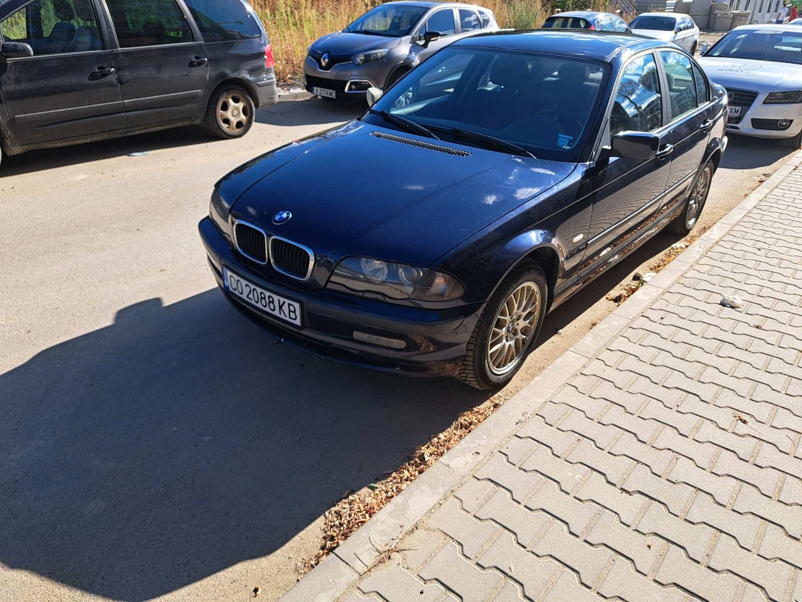 BMW 318, снимка 3 - Автомобили и джипове - 56075701