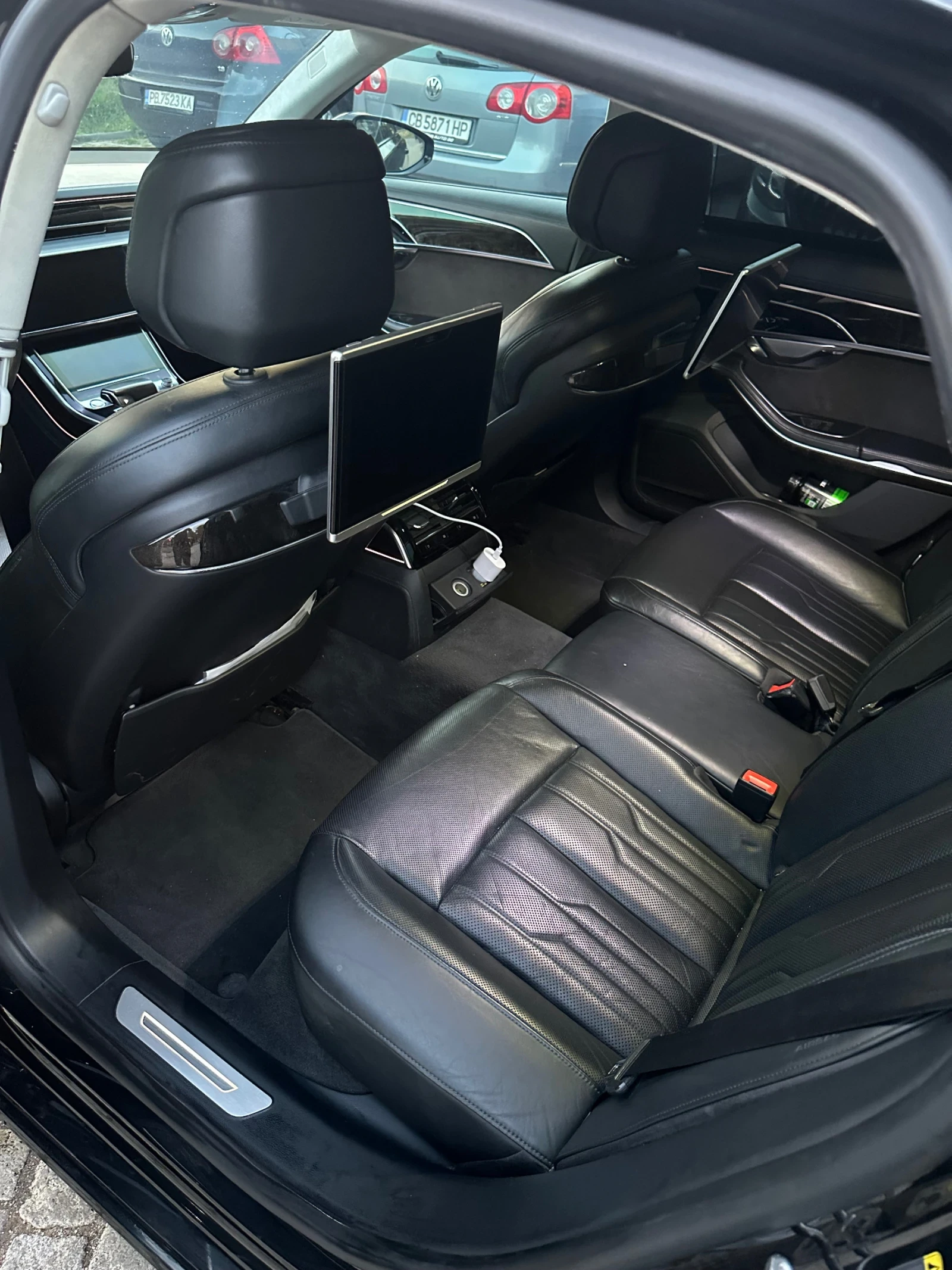 Audi A8 СМЕНЕНИ ВЕРИГИ, снимка 8 - Автомобили и джипове - 56236960