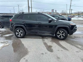 Jeep Cherokee * Trailhawk * ПОДГРЕВИ * КАМЕРА * PANO, снимка 3