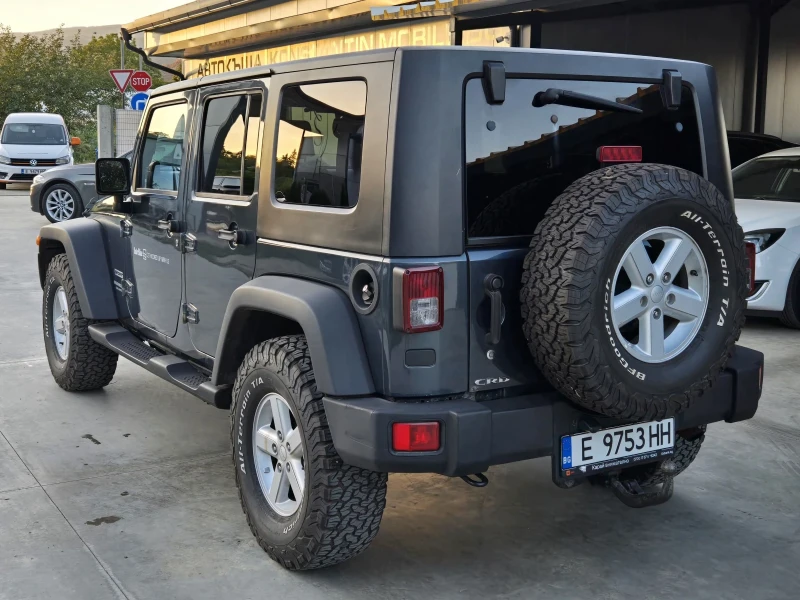 Jeep Wrangler Unlimited Sport 2.8CRD, снимка 4 - Автомобили и джипове - 46391699