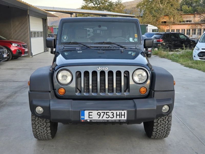 Jeep Wrangler Unlimited Sport 2.8CRD, снимка 2 - Автомобили и джипове - 46391699