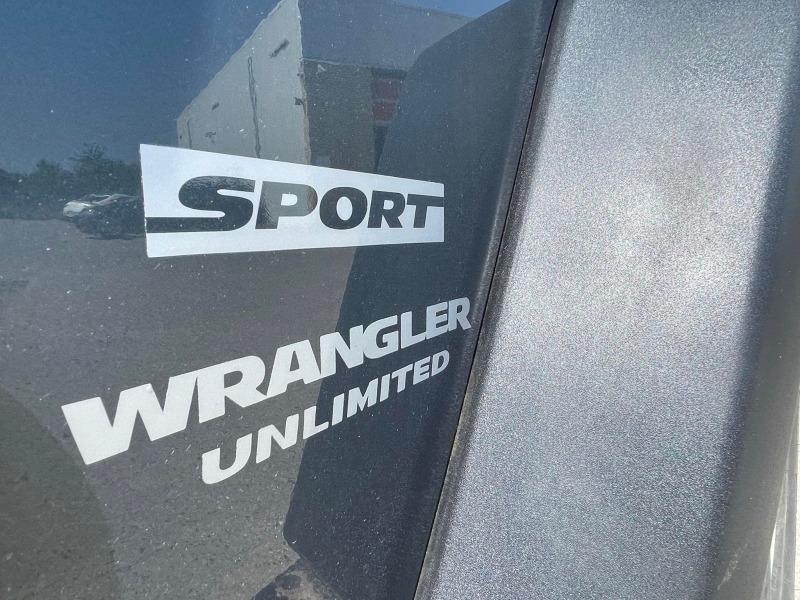 Jeep Wrangler Unlimited Sport 2.8CRD Targa, снимка 13 - Автомобили и джипове - 46391699