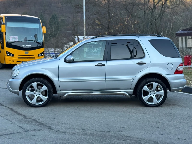 Mercedes-Benz ML 320 3.2i 4х4* Автоматик* Теглич* Ксенон, снимка 9 - Автомобили и джипове - 48509434