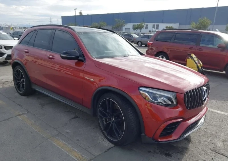 Mercedes-Benz GLC 63 AMG Night Package- Пътува към България, снимка 8 - Автомобили и джипове - 53343512