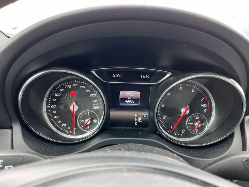 Mercedes-Benz GLA 250 * CARFAX * ПОДГРЕВ* ПАНОРАМА* , снимка 8 - Автомобили и джипове - 53557104