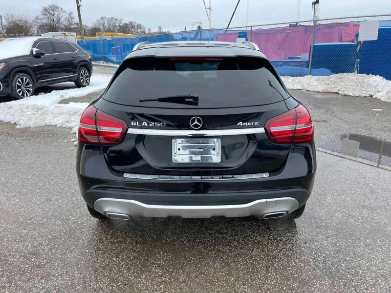 Mercedes-Benz GLA 250 * CARFAX * ПОДГРЕВ* ПАНОРАМА* , снимка 4 - Автомобили и джипове - 53557104
