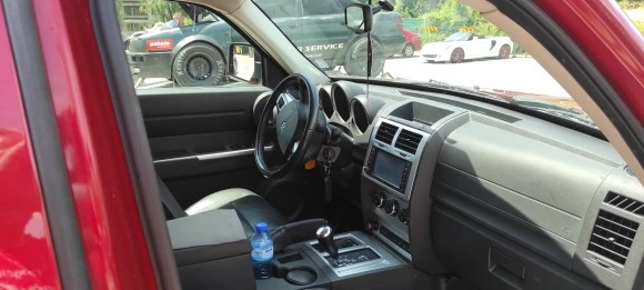 Dodge Nitro  - изображение 8