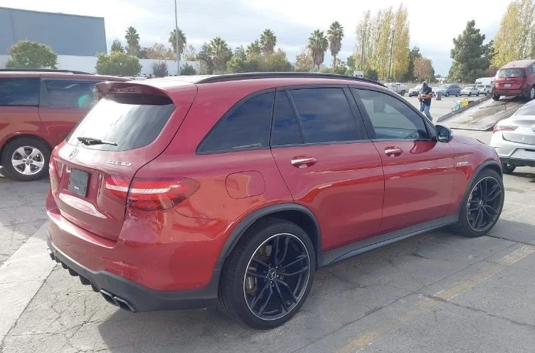 Mercedes-Benz GLC 63 AMG Night Package- Пътува към България, снимка 5 - Автомобили и джипове - 53343512