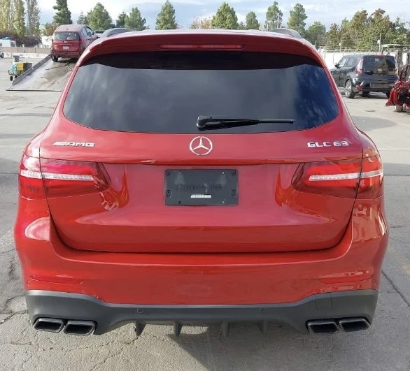 Mercedes-Benz GLC 63 AMG Night Package- Пътува към България, снимка 13 - Автомобили и джипове - 53343512