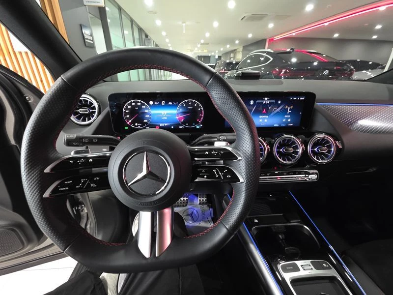 Mercedes-Benz GLA 250 2.5 Automatic 4matic, снимка 7 - Автомобили и джипове - 55750632