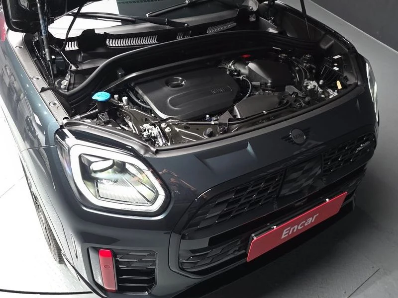 Mini Countryman 2.0 Automatic, снимка 6 - Автомобили и джипове - 56001728