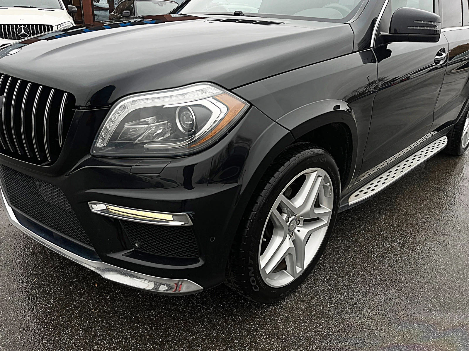 Mercedes-Benz GL 350 AMG-360KAMERI-HARMAN KARDON-KEYLESS GO-МЪРТВА ТОЧК - изображение 4