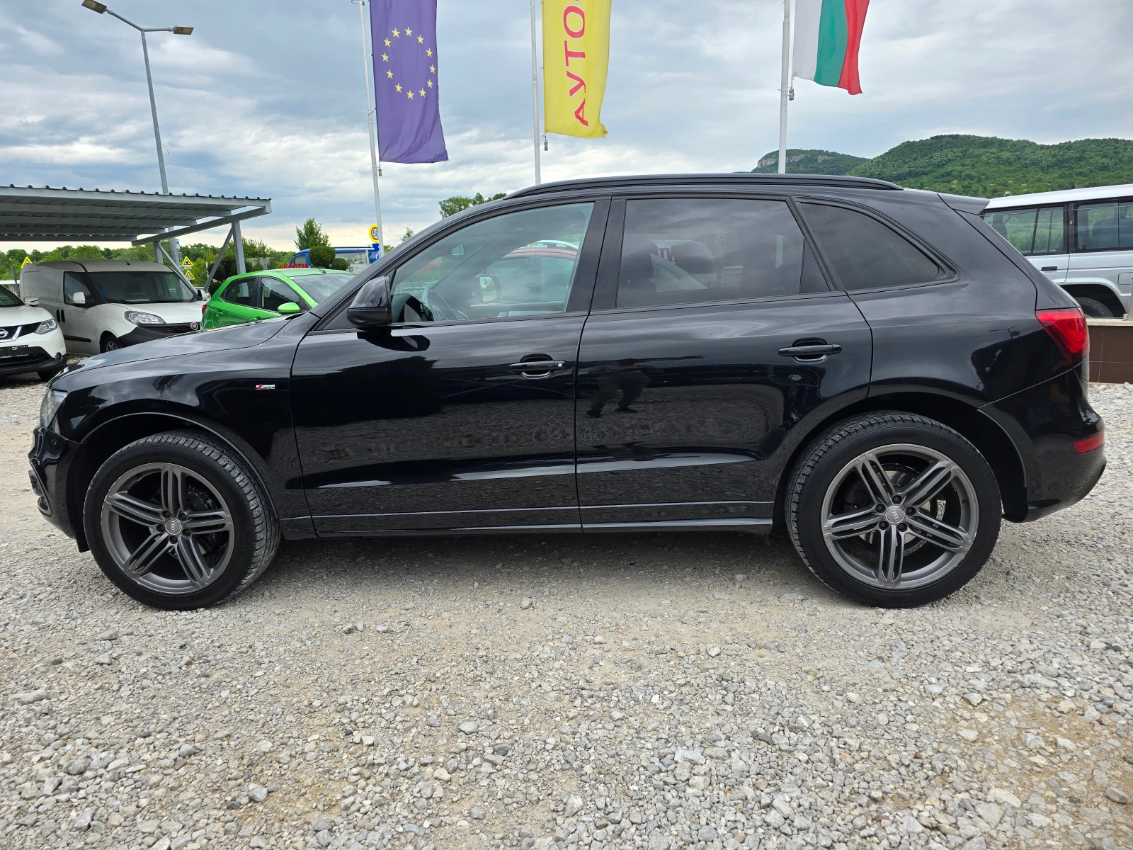 Audi Q5 2.0TDI QUATTRO Sline  - изображение 2