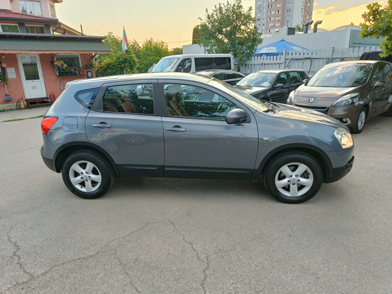Nissan Qashqai 1.5 BARTER 110 - изображение 4