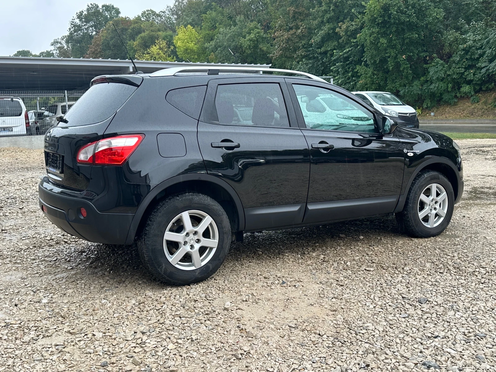Nissan Qashqai 1.6BENZIN* FACE* PANORAMA* NAVI - изображение 6