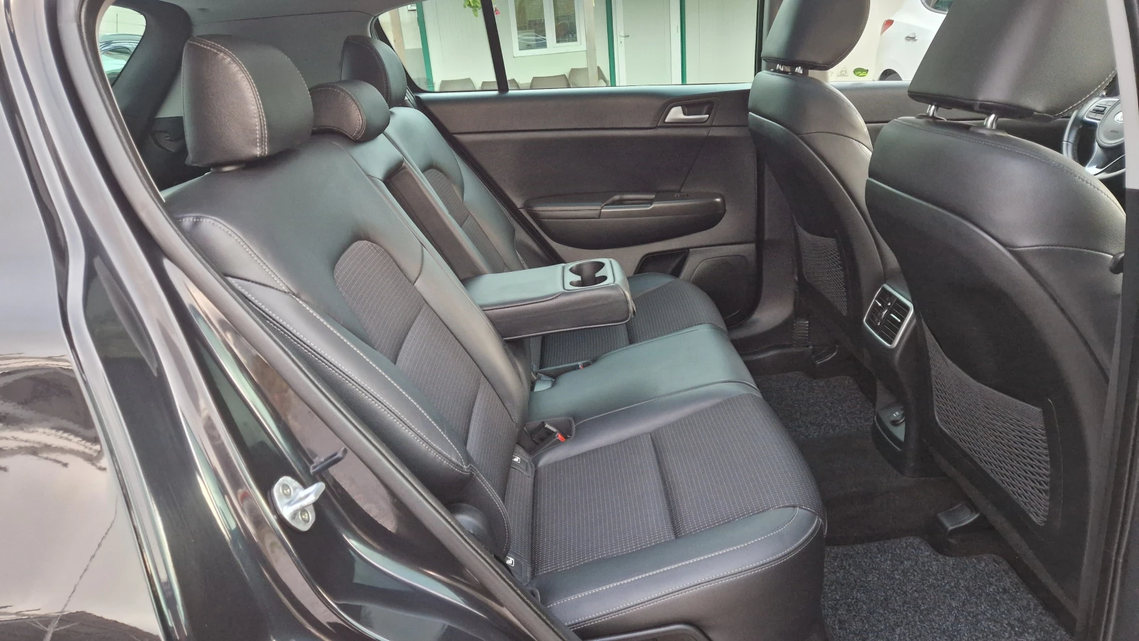 Kia Sportage 1.7CRDI 92000km. | Mobile.bg � ����������� 12