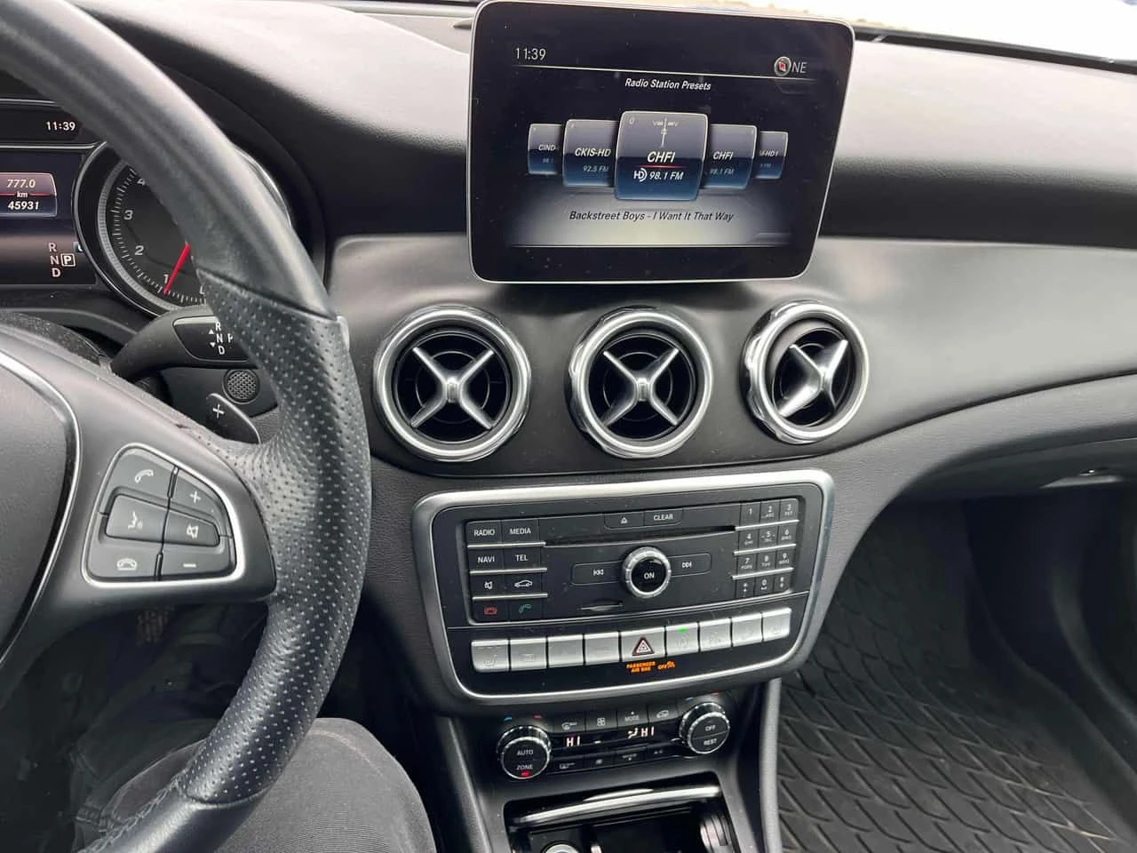 Mercedes-Benz GLA 250 * CARFAX * �������* ��������*  | Mobile.bg � ����������� 9