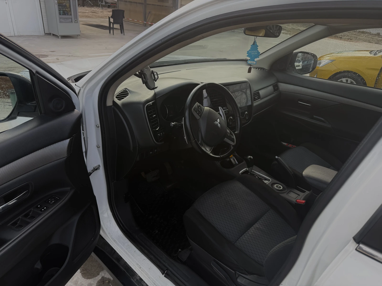 Mitsubishi Outlander 2.0 | Mobile.bg � ����������� 6
