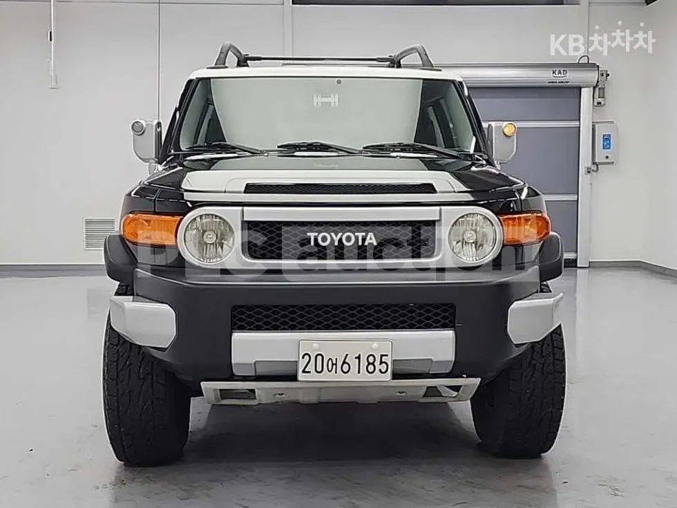 Toyota Fj cruiser 2016* КАТО НОВ* 4.0 V6* КРАЙНА ЦЕНА* CLEAN