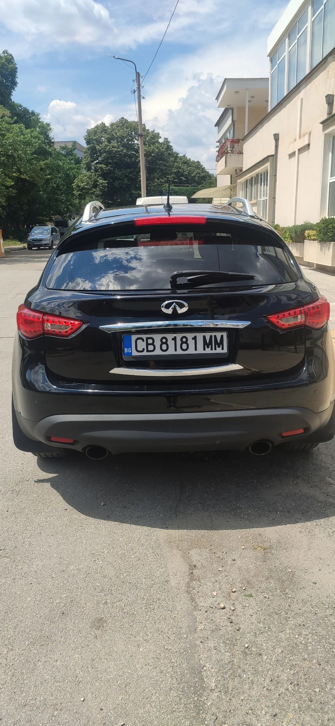 Infiniti Fx 35, снимка 3 - Автомобили и джипове - 55044651