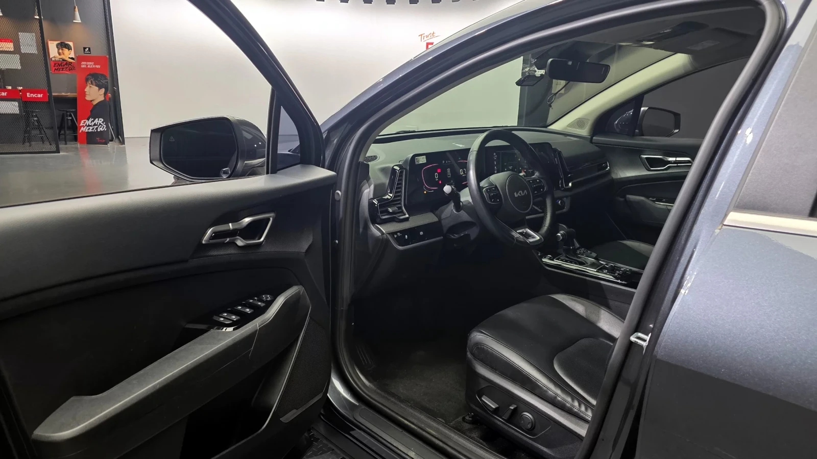 Kia Sportage DIESEL 2.0L PRESTIGE| КОЖА| ОБДУХ| , снимка 5 - Автомобили и джипове - 55242492