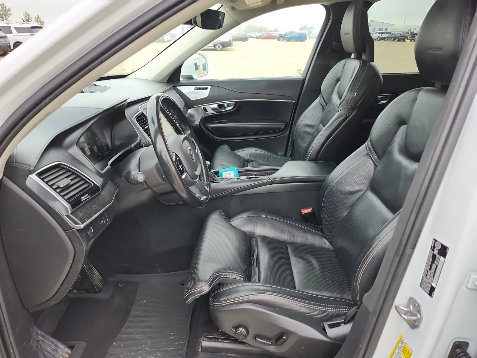 Volvo Xc90  INSCRIPTION / HUD / B&O / DIS / 360 / MEMORY, снимка 8 - Автомобили и джипове - 55999291