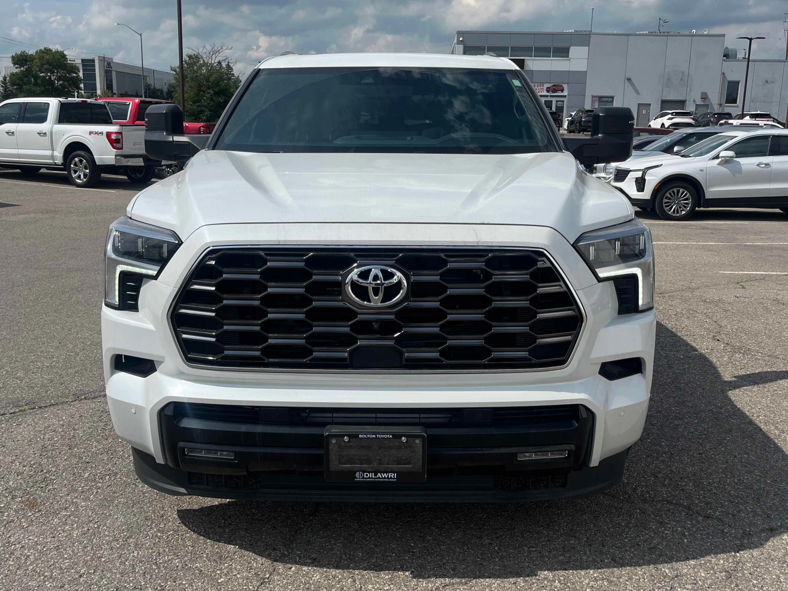 Toyota Sequoia Platinum 4WD * CARFAX * АВТОКРЕДИТ* , снимка 17 - Автомобили и джипове - 56096267