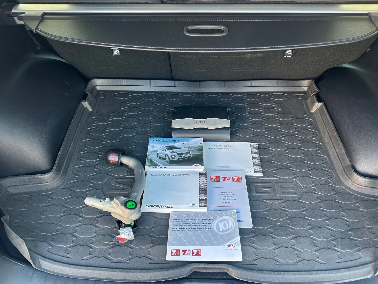 Kia Sportage 2.0CRDI 4x4 Автоматик, снимка 15 - Автомобили и джипове - 56132797