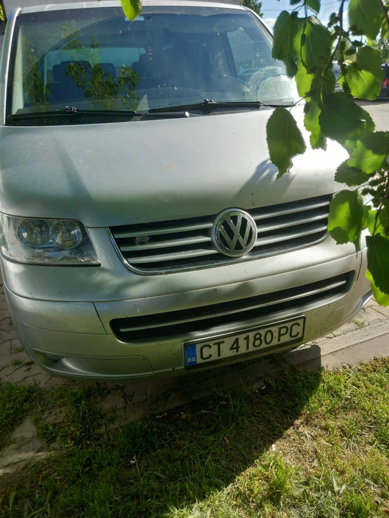 VW Multivan T5, снимка 13 - Бусове и автобуси - 47856592