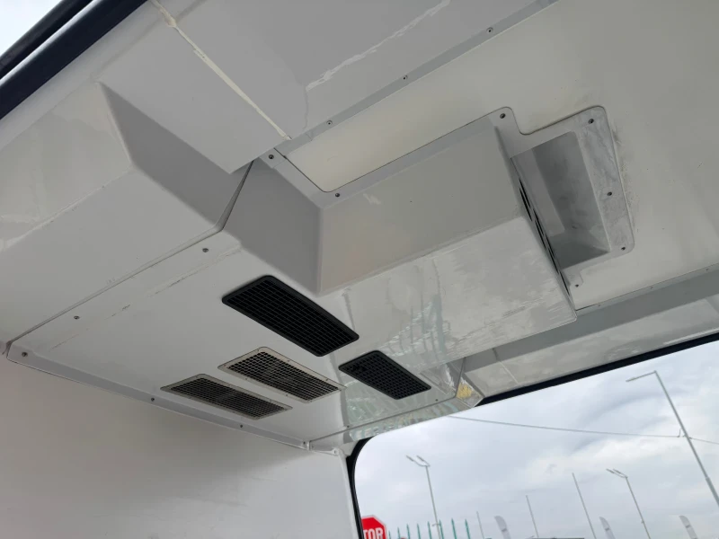 Mercedes-Benz Sprinter 316 CDI* MAXI* NAVI* Климатик* Охладител, снимка 8 - Бусове и автобуси - 52290804