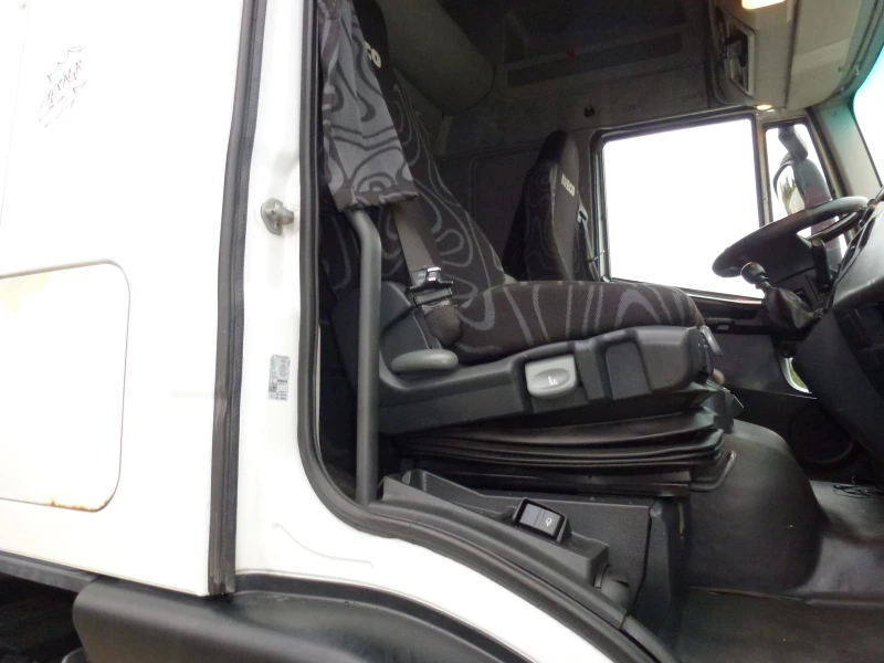 Iveco Eurocargo 120Е22, снимка 11 - Камиони - 52054667