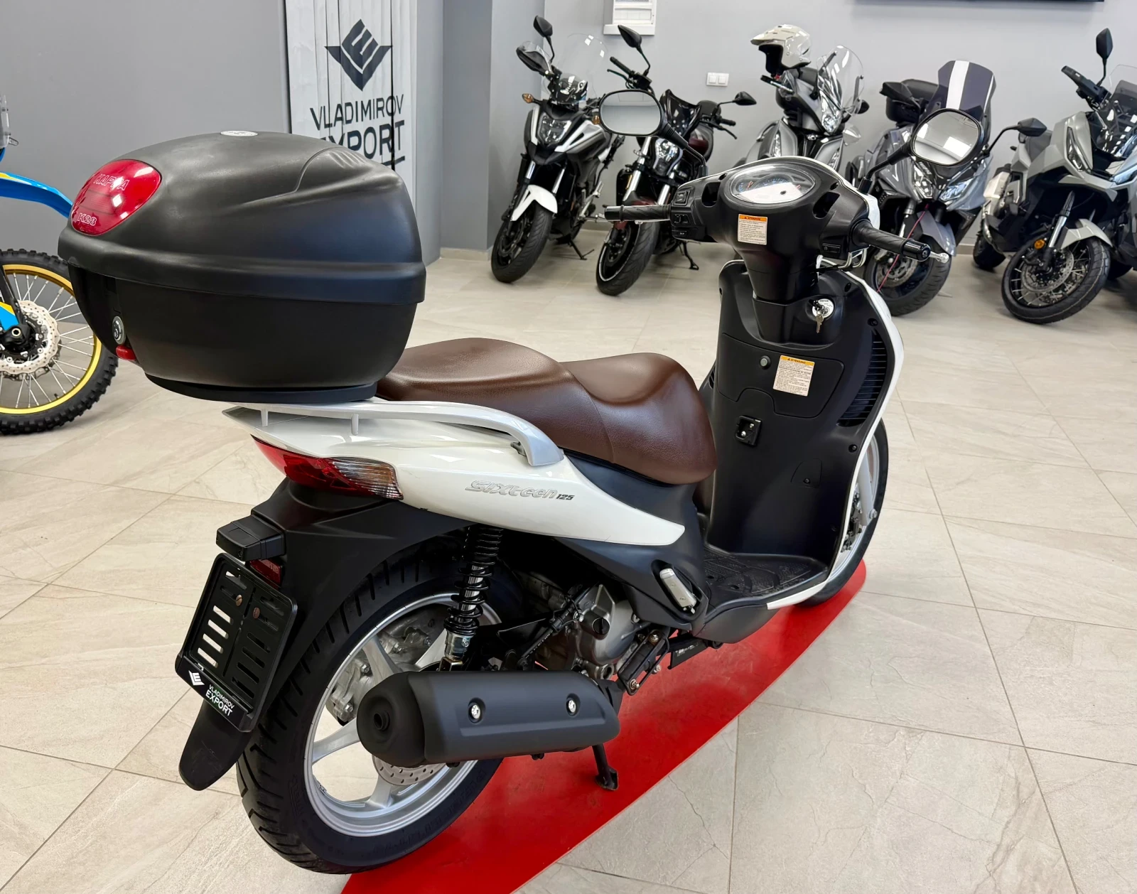 Suzuki Sixteen 125i, снимка 3 - Мотоциклети и мототехника - 55835675