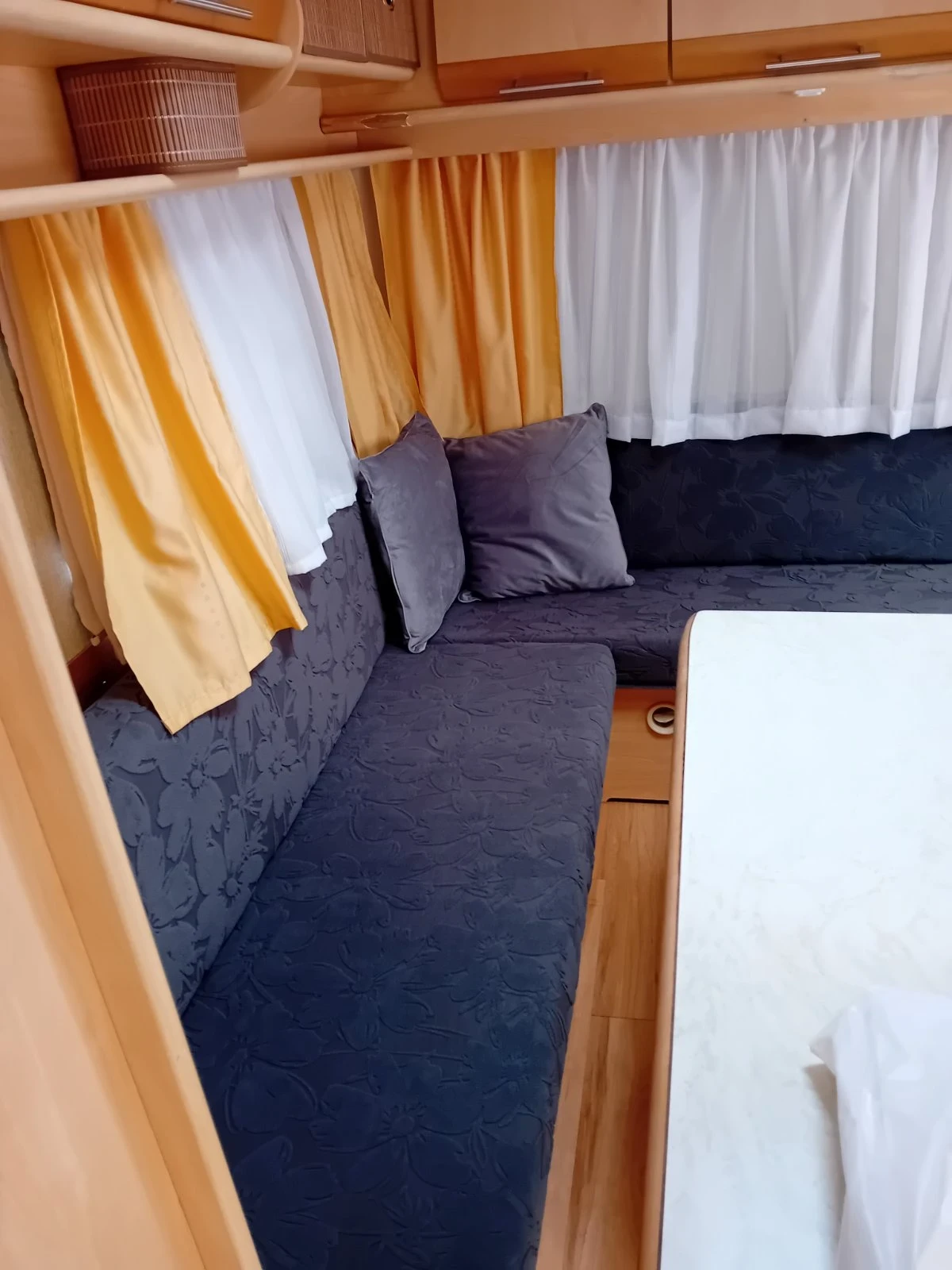 Каравана Shato Chateau, снимка 8 - Каравани и кемпери - 56450296