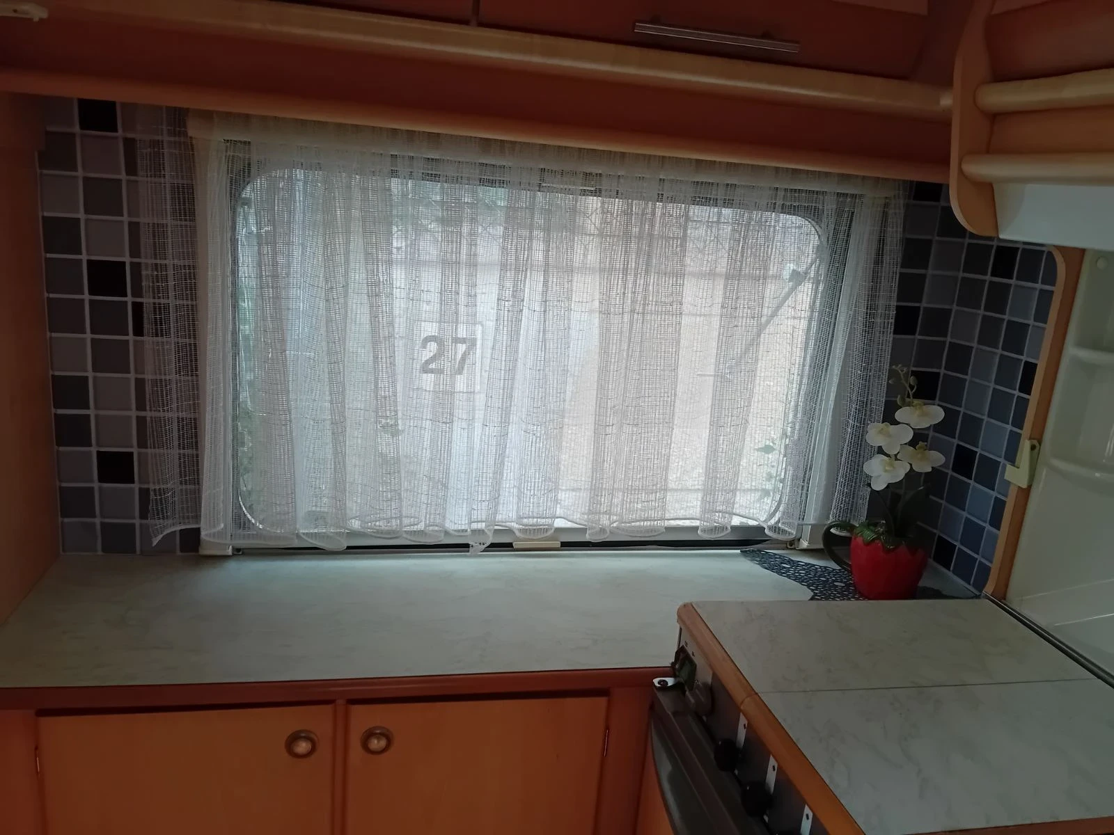 Каравана Shato Chateau, снимка 7 - Каравани и кемпери - 56450296