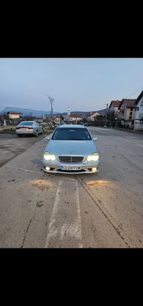 Обява за продажба на Mercedes-Benz C 200 ~4 850 лв. - изображение 1
