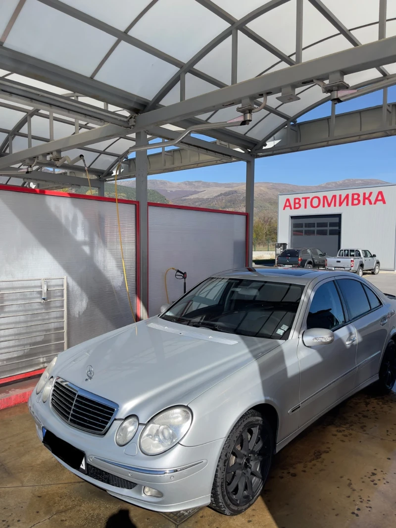 Mercedes-Benz E 320 3, 2 CDI 4Matic/ Harman/ Обдухване , снимка 2 - Автомобили и джипове - 47482955