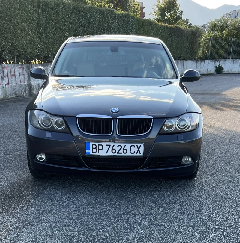 BMW 320, снимка 8 - Автомобили и джипове - 48032817