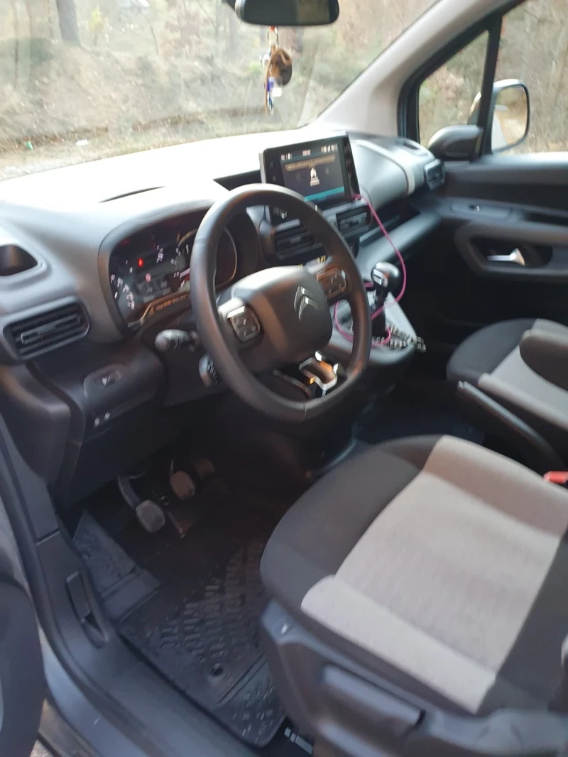 Citroen Berlingo, снимка 7 - Автомобили и джипове - 48103469