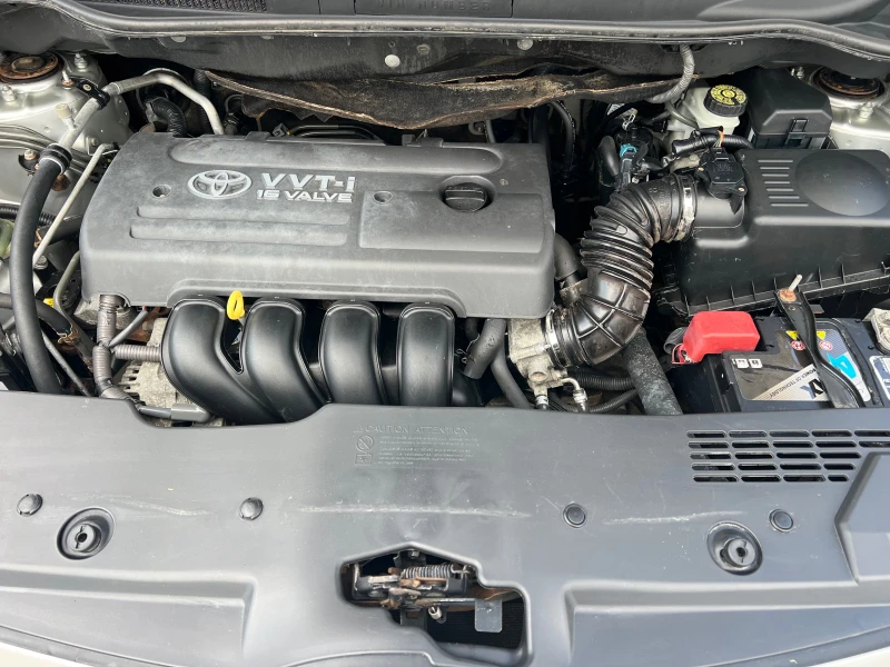 Toyota Corolla verso 1.8 VVTi/129p.s., снимка 14 - Автомобили и джипове - 51477392