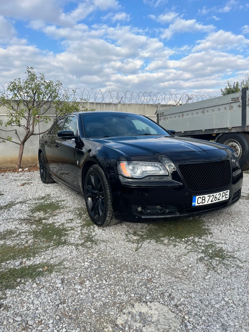 Chrysler 300c, снимка 2 - Автомобили и джипове - 51593400