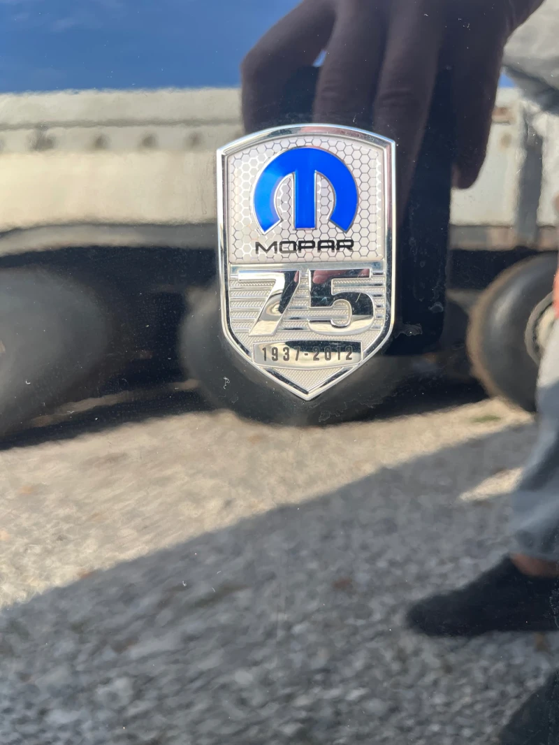 Chrysler 300c, снимка 9 - Автомобили и джипове - 51593400