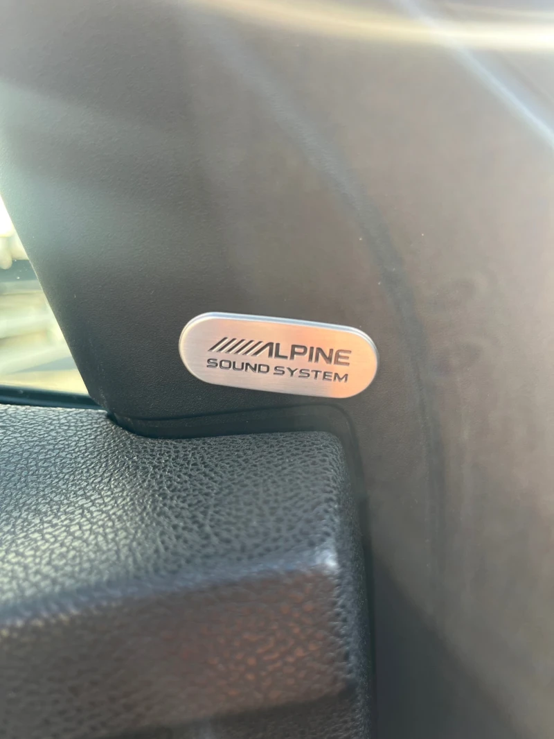 Chrysler 300c, снимка 17 - Автомобили и джипове - 51593400