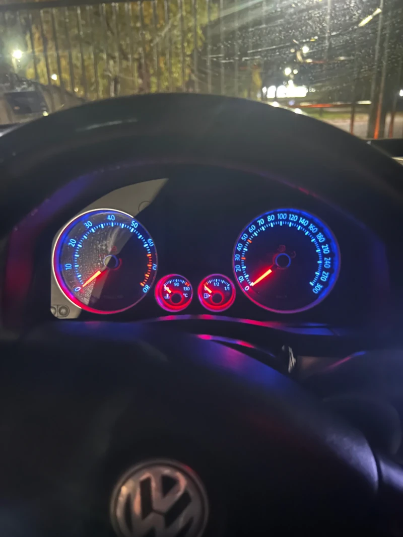 VW Golf, снимка 3 - Автомобили и джипове - 52295482