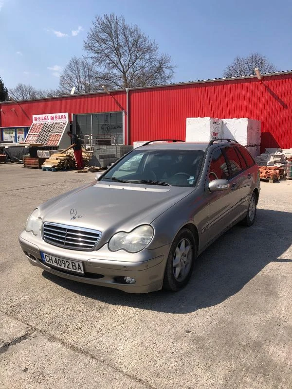 Mercedes-Benz C 200, снимка 8 - Автомобили и джипове - 36230952